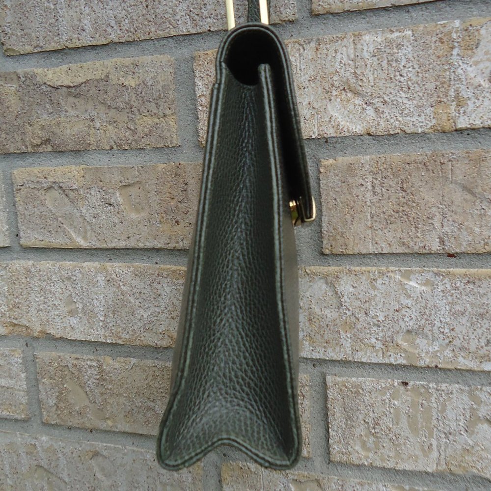 Vintage Mark Cross New York leather bag/purse. - Picture 7 of 16